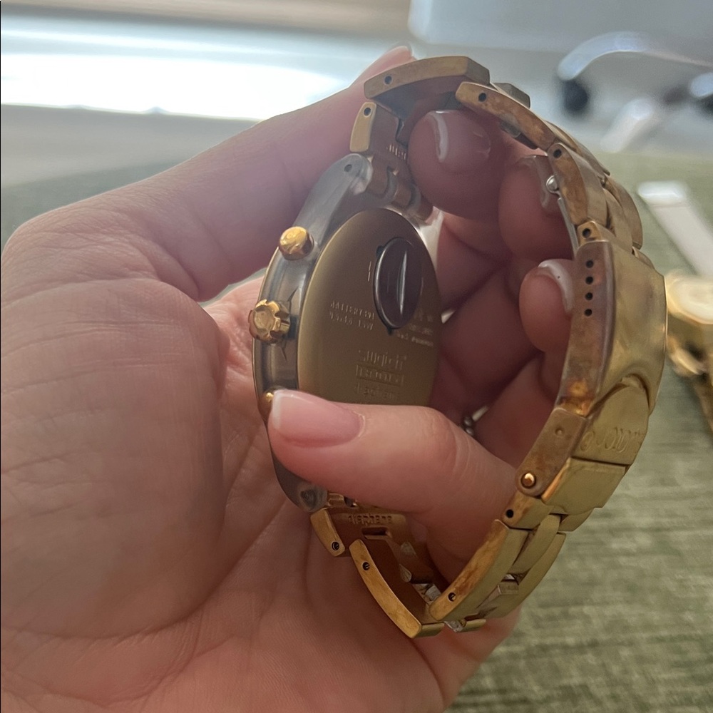 Swatch Gold and Silver Watch - Picture 4 of 6
